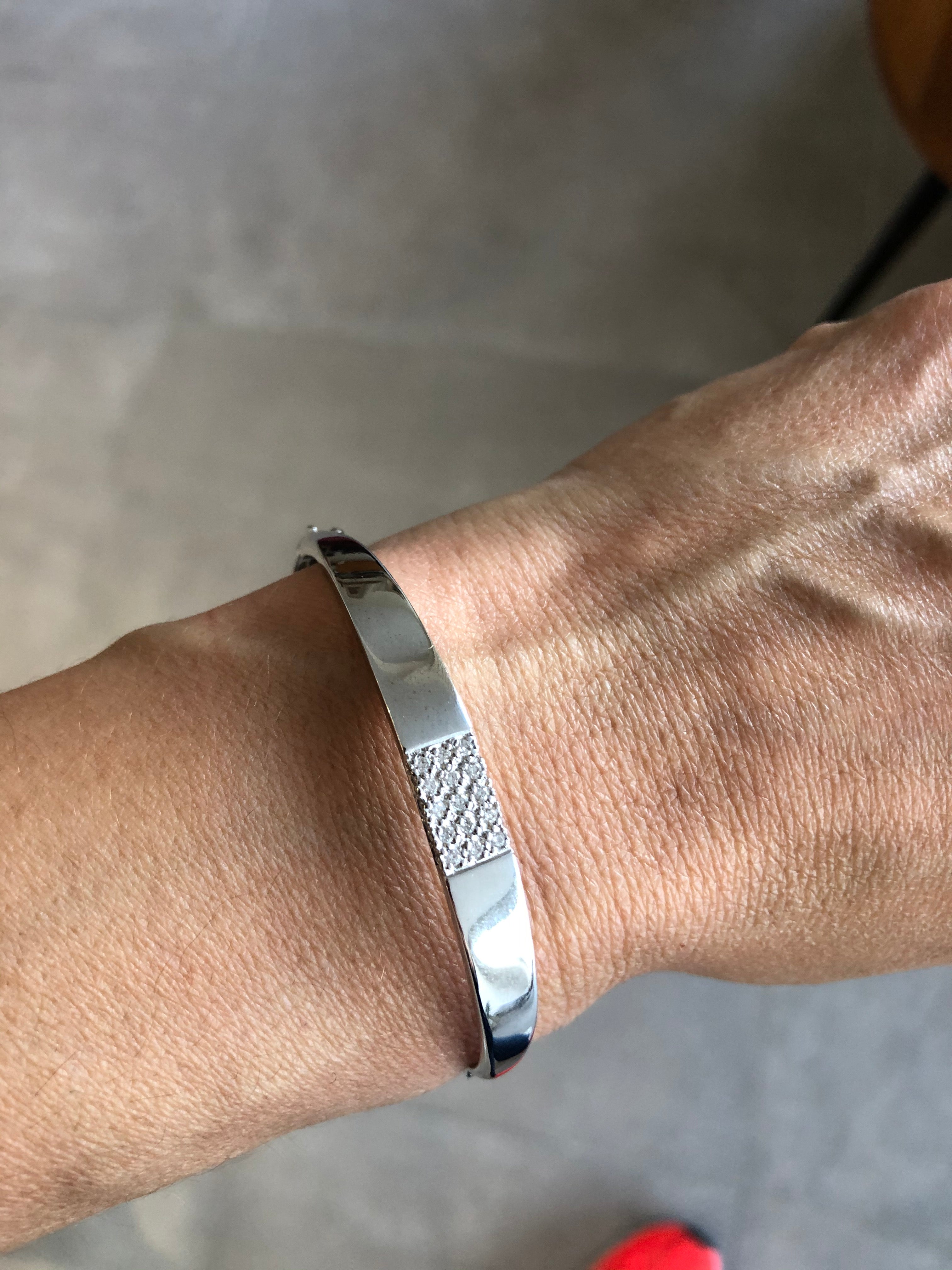 Bracelet jonc or gris et diamant