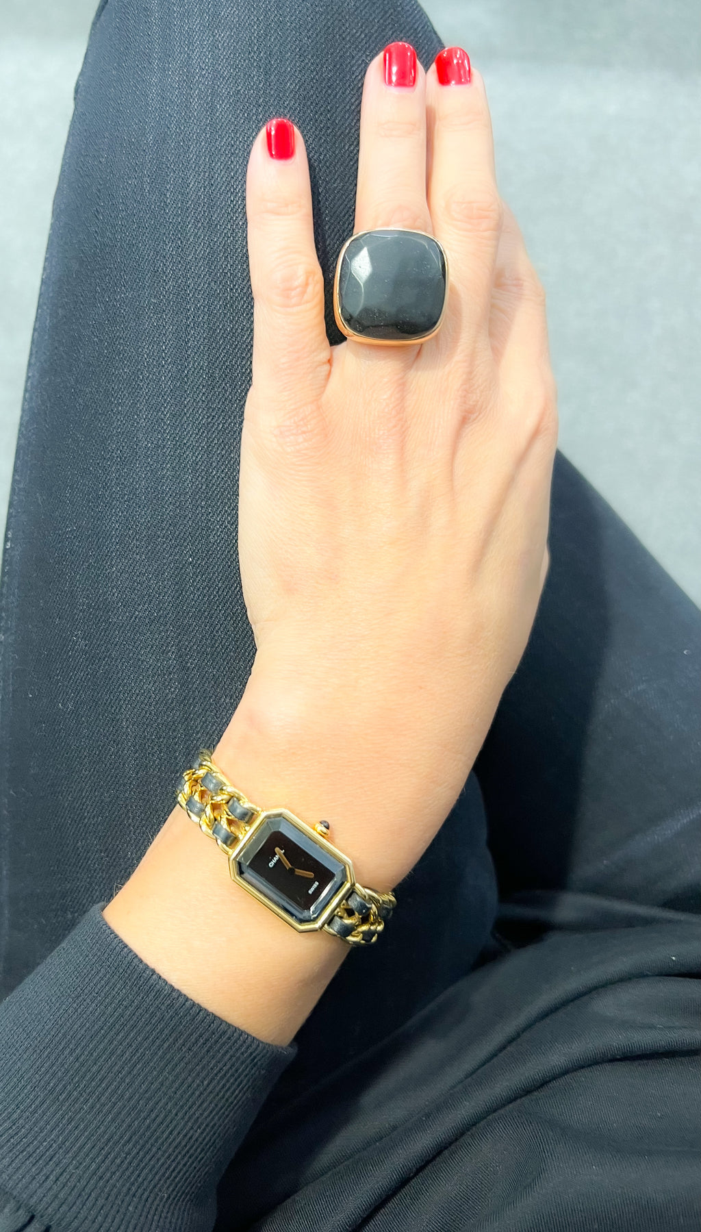Ring from the Italian house Pomellato, Victoria model