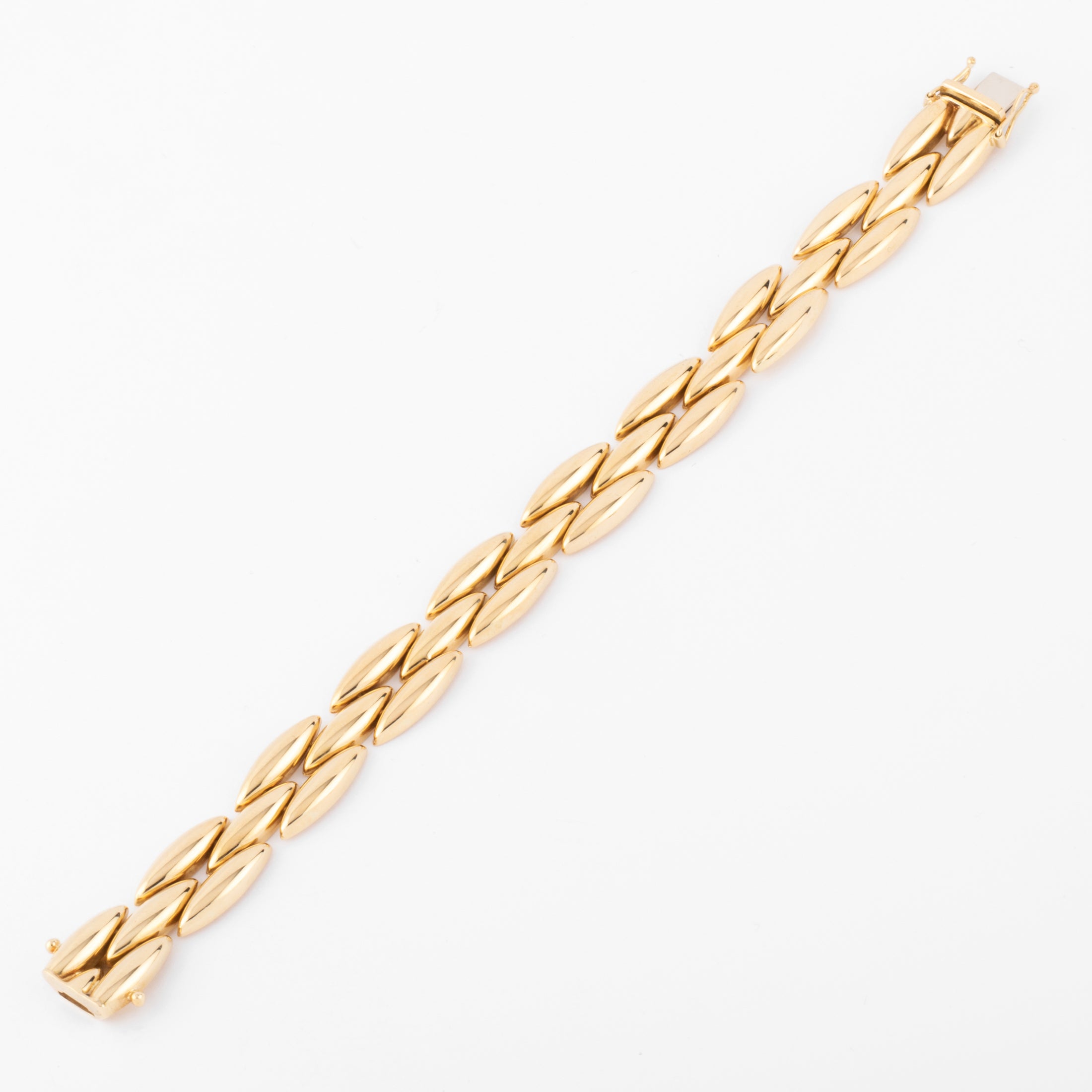 Bracelet or jaune de la maison Cartier modèle Gentiane