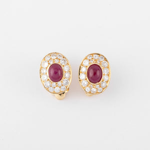 Boucles d'oreilles en rubis et diamants de la maison Van Cleef and Arpels