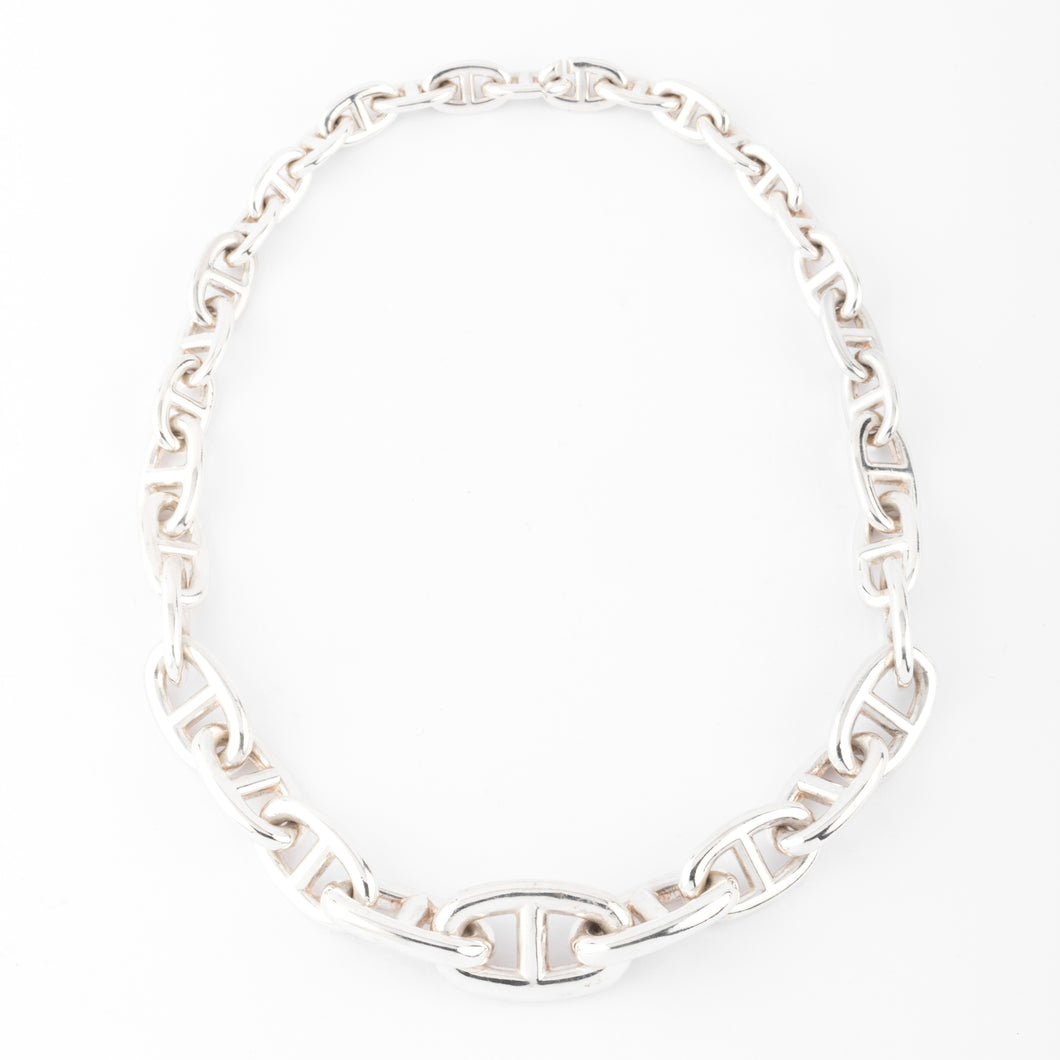 Collier en argent de la maison Hermès