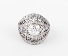 Charger l&#39;image dans la galerie, Bague dôme ornée d&#39;un diamant central

