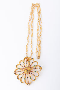 Pendentif et broche or jaune du créateur grec Lalaounis ornée de pierres précieuses