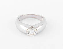 Charger l&#39;image dans la galerie, Bague or gris ornée d&#39;un diamant taille moderne
