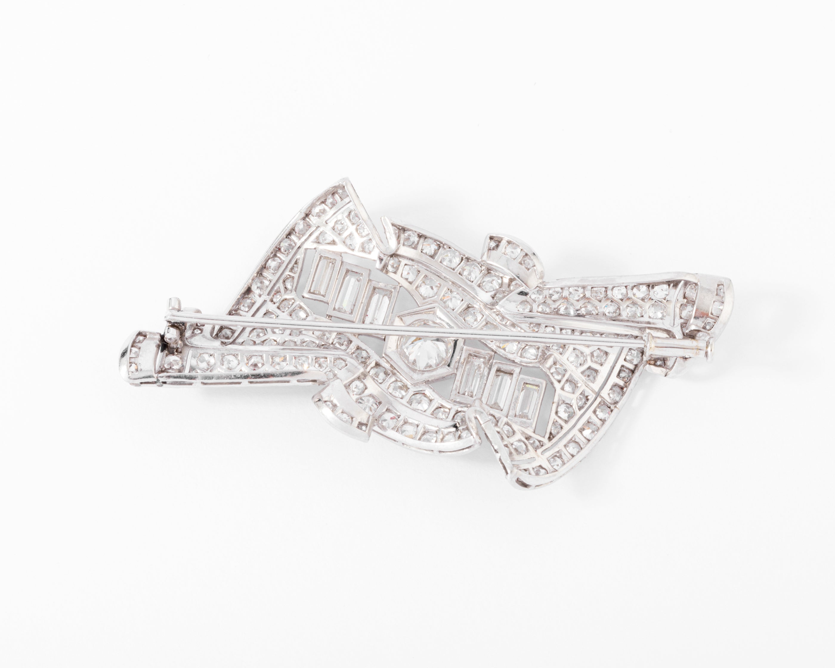 Broche en platine et diamants