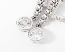 Charger l&#39;image dans la galerie, Dormeuse en platine diamant
